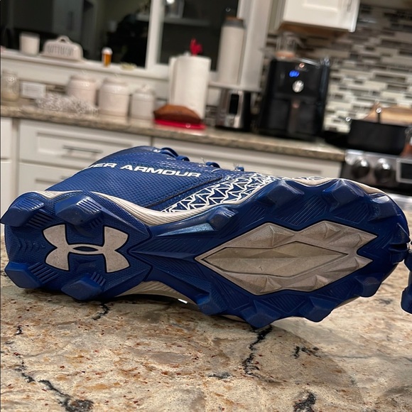 Under Armour Kids Cleats - Picture 6 of 6